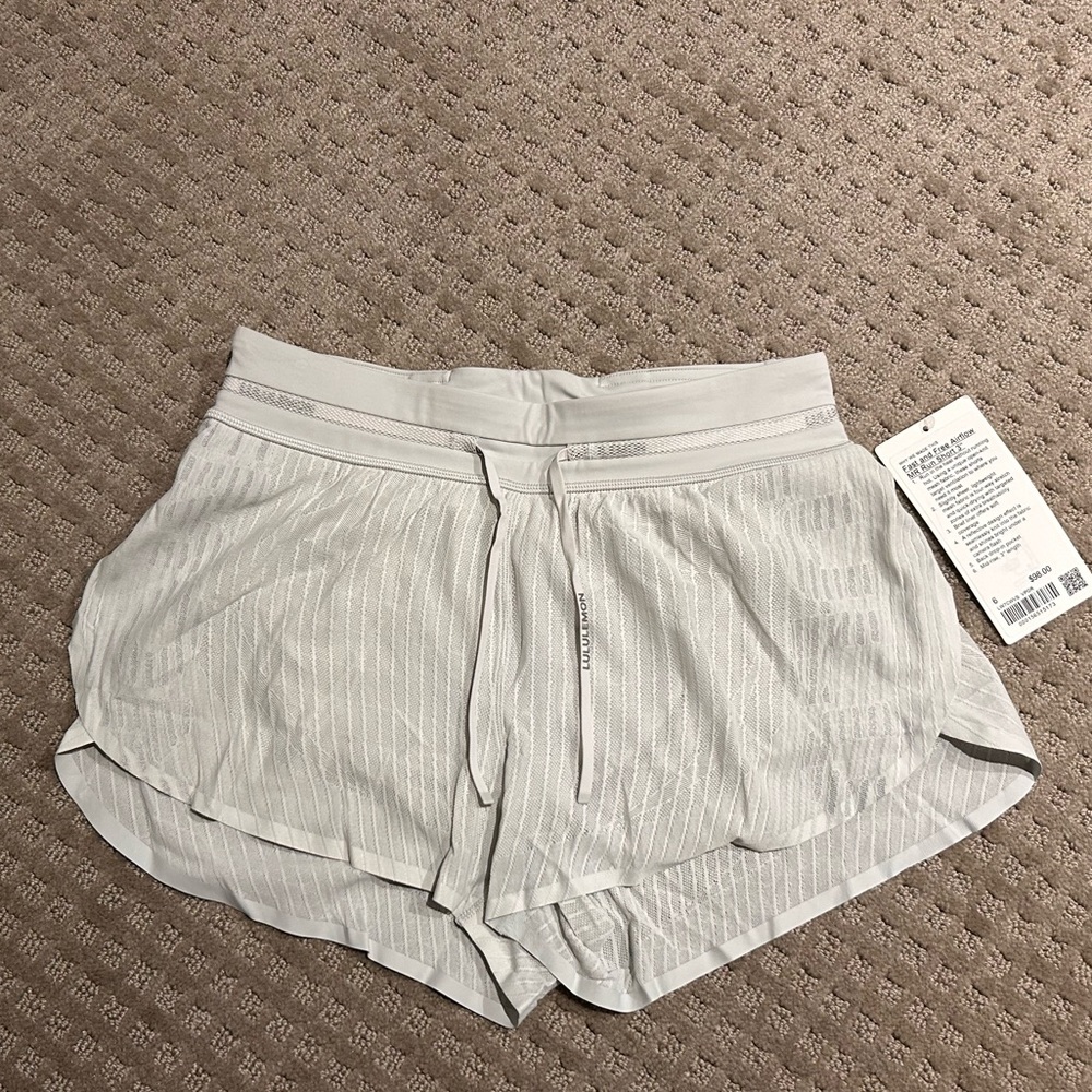 Lululemon Fast and Free Airflow MR Run Short (NWT)